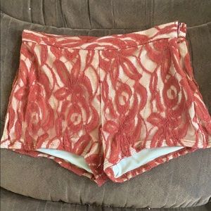 Cute patterned shorts size S